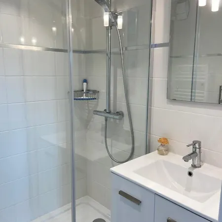 Vue Et Verdure アパート