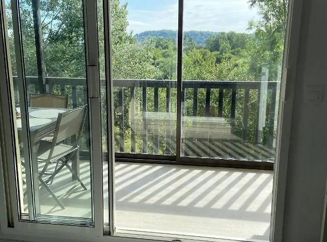 Vue Et Verdure فيلي سور مير